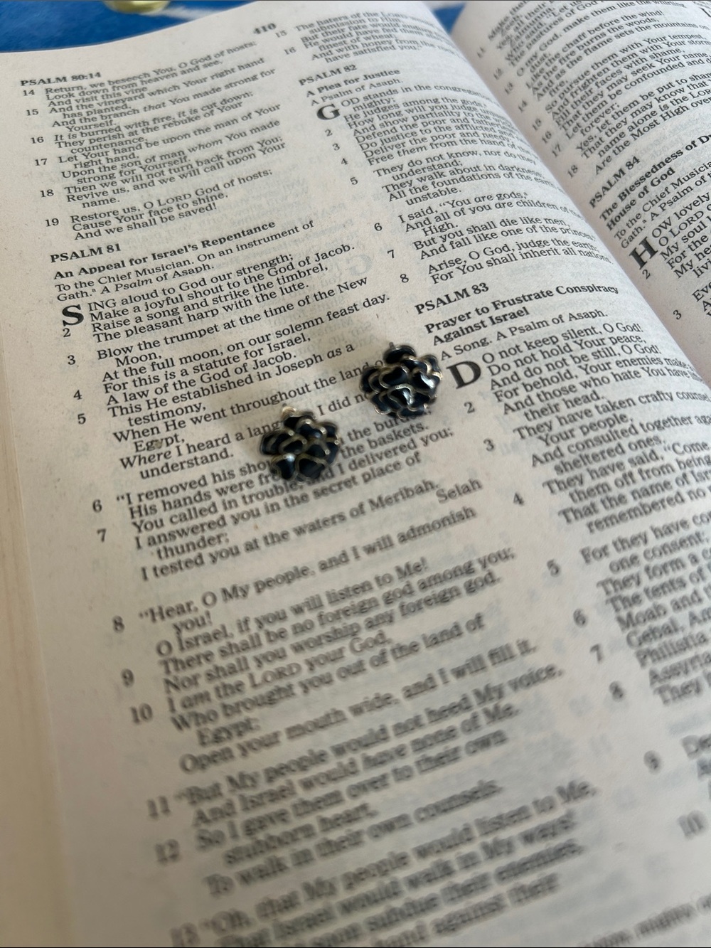 Floral Cutout Silver Stud Earrings